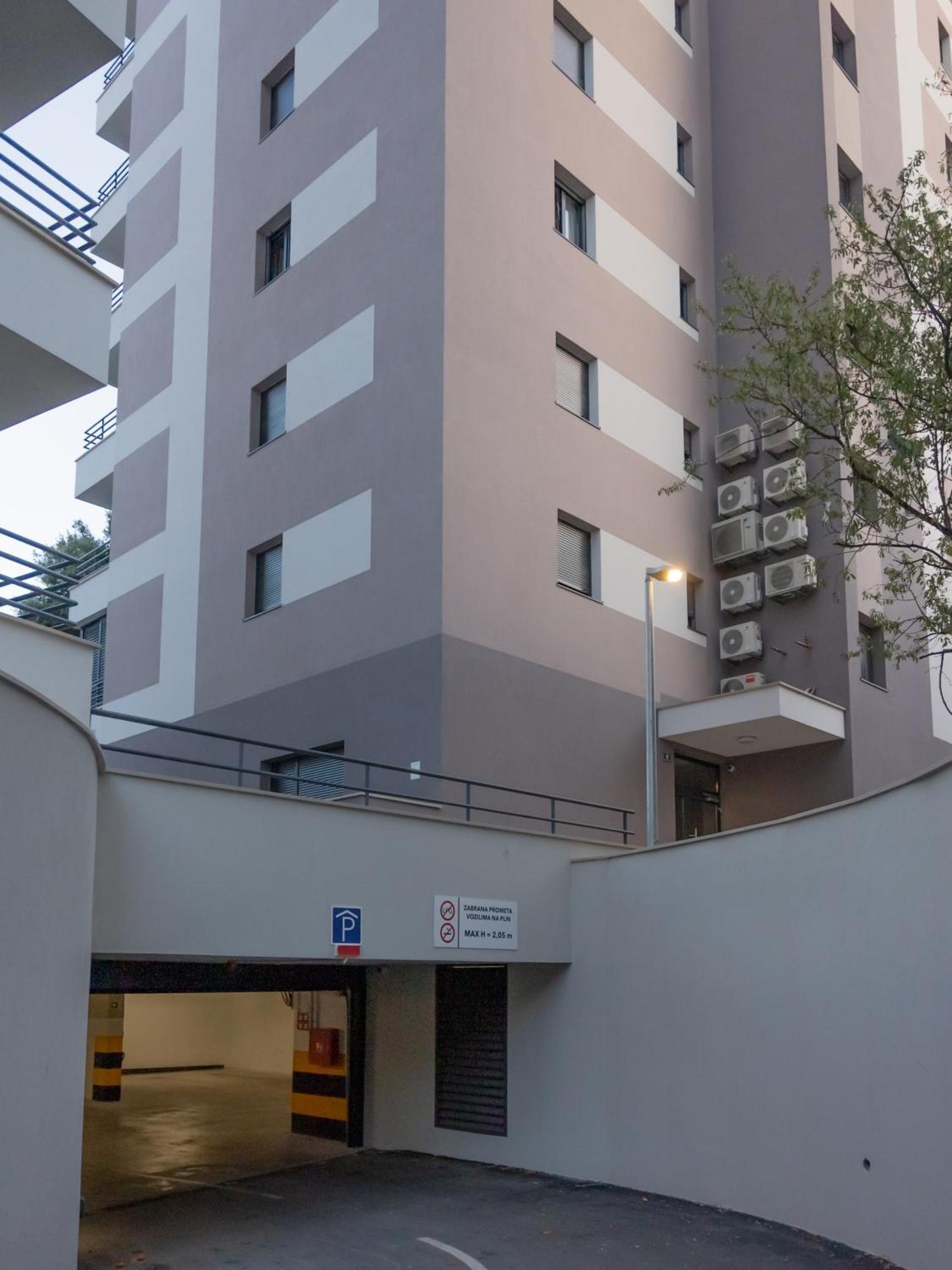 Almond 2 - Free Parking Split Exterior foto